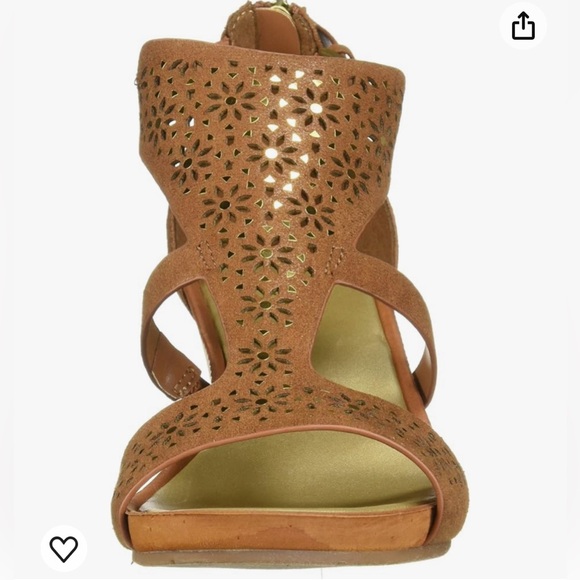 Kenneth Cole Reaction Women's Roll T-Strap Wedge Sandal Size 8 - Picture 5 of 16